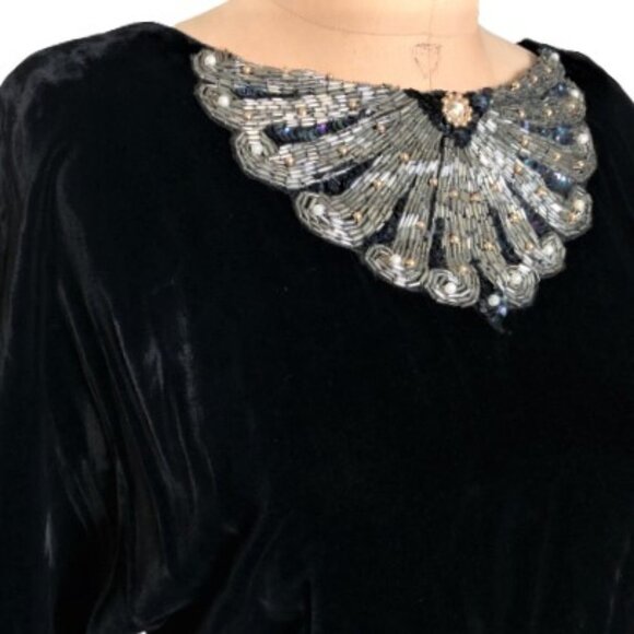 Vintage velvet lace up back beaded sequin dress - Picture 13 of 16